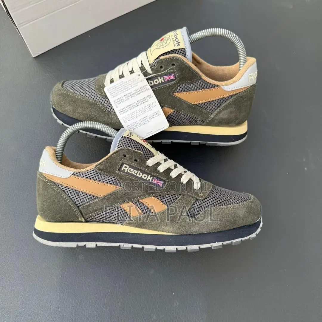 Reebok Sneaker
