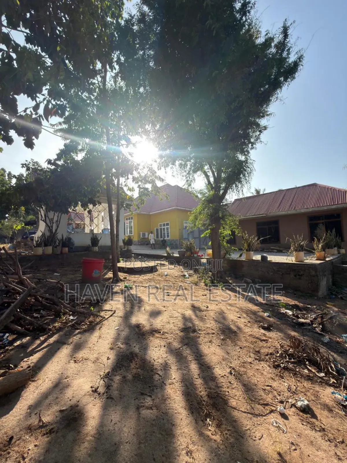 6bdrm House in Kinyerezi for sale