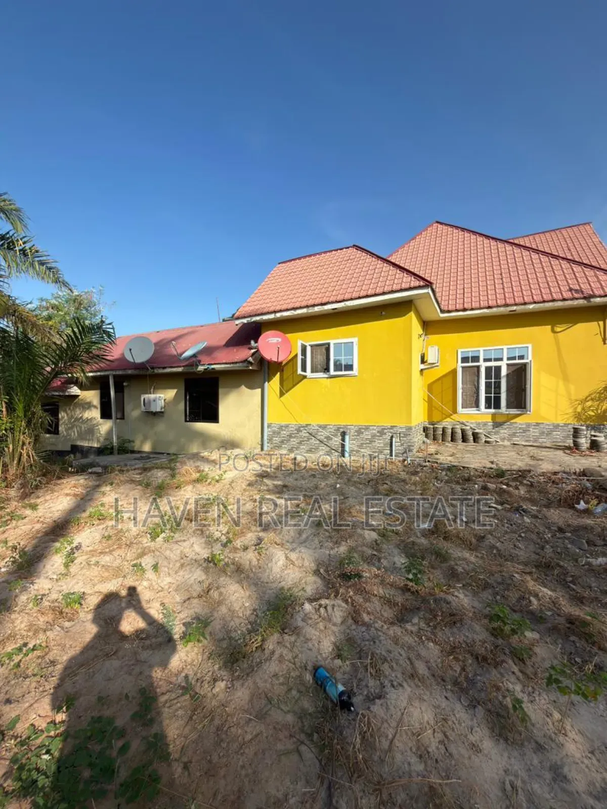 6bdrm House in Kinyerezi for sale