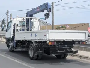 Mitsubishi Canter Crane Truck