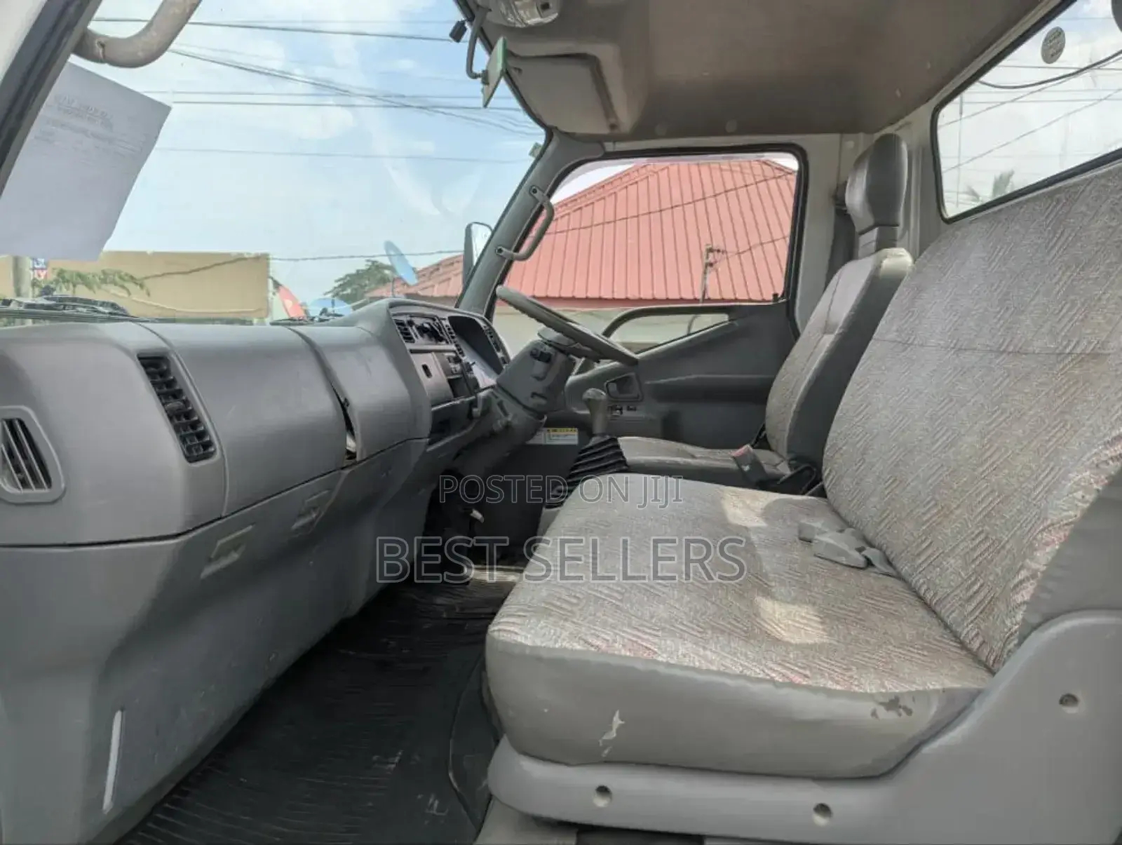Mitsubishi Canter Crane Truck