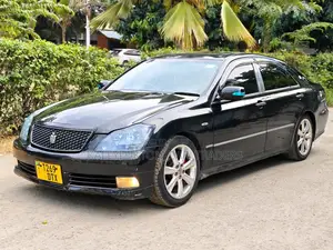 Toyota Crown 2006 Black