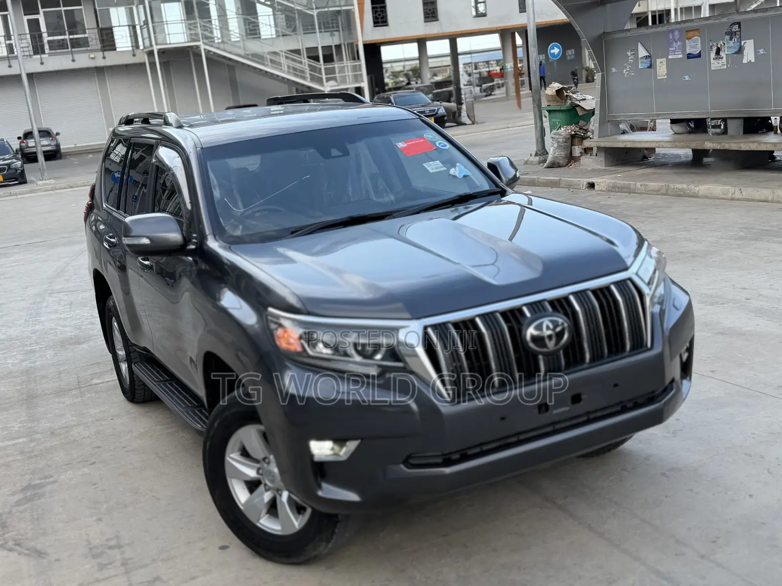 Toyota Land Cruiser Prado 2.8 2022 Gray