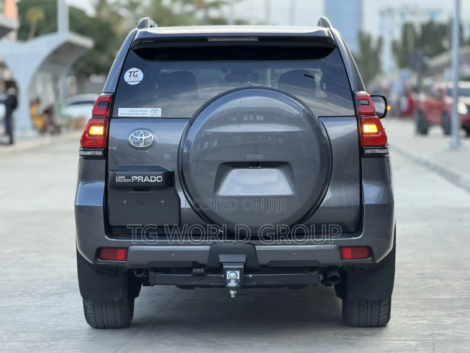 Toyota Land Cruiser Prado 2.8 2022 Gray