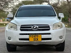 Toyota RAV4 2007 White
