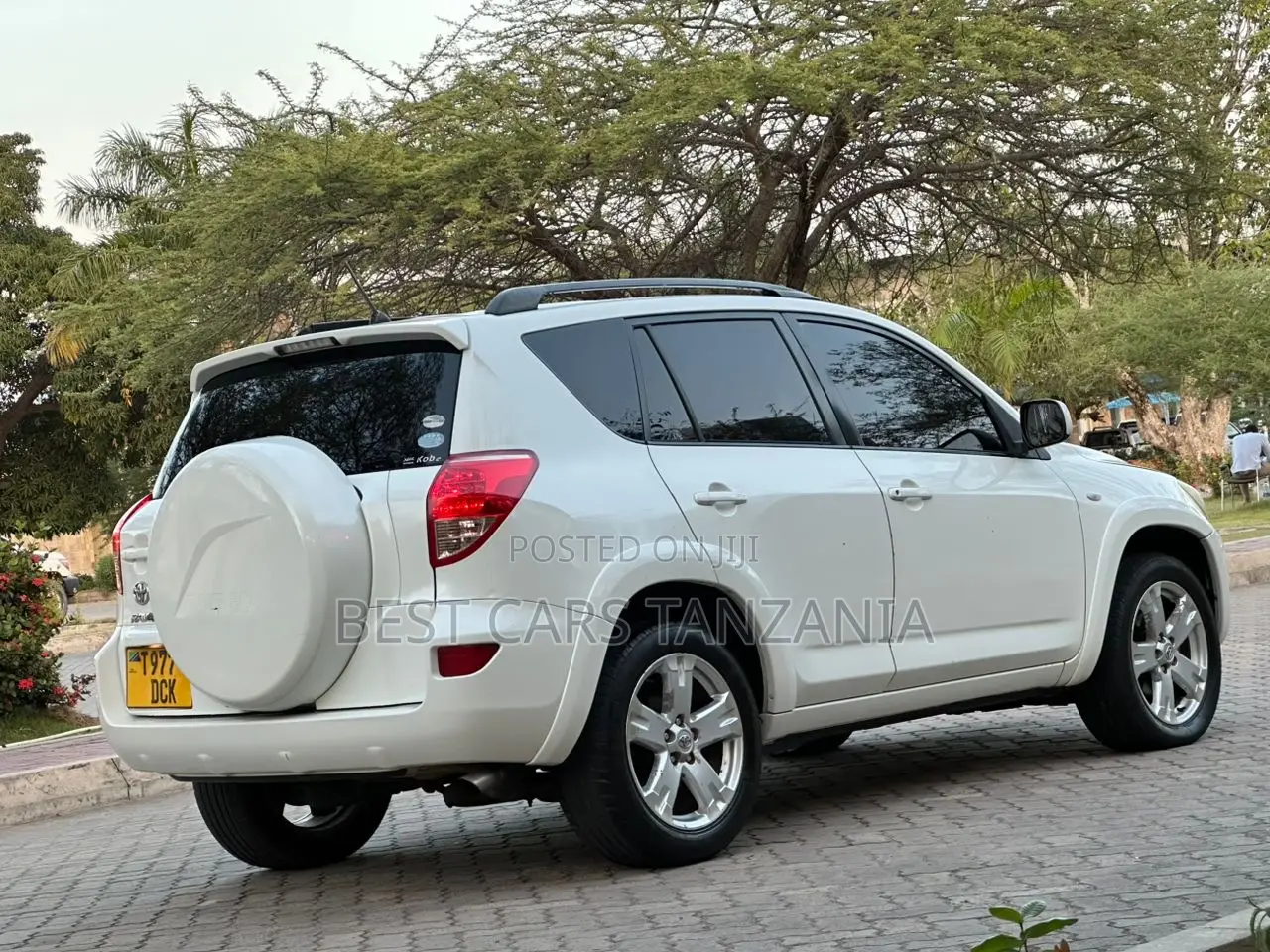 Toyota RAV4 2007 White