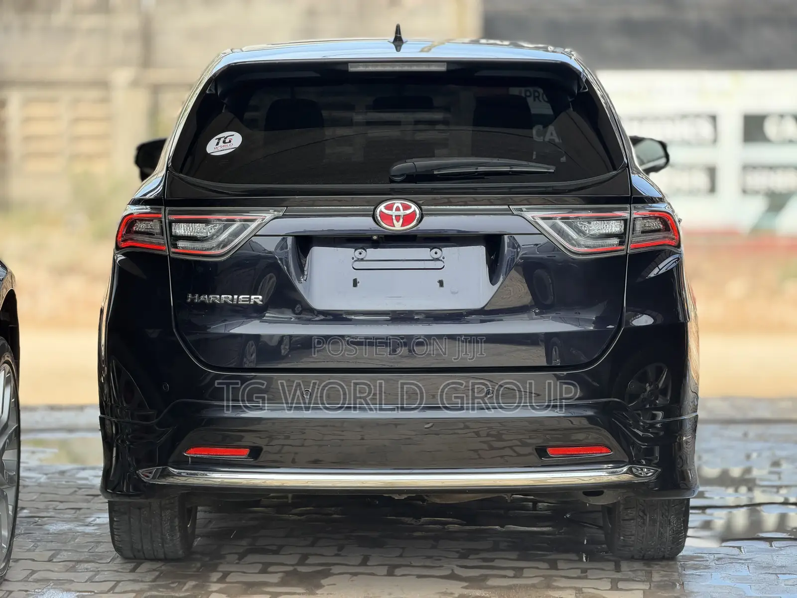 Toyota Harrier 2.0 2015 Blue