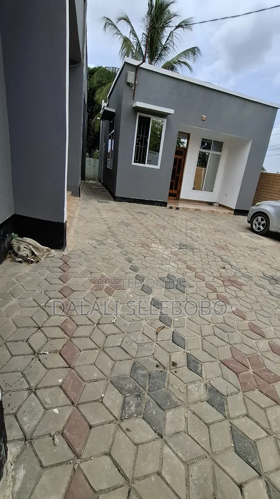 6bdrm Apartment in Madale Atlasi, Kinondoni for sale