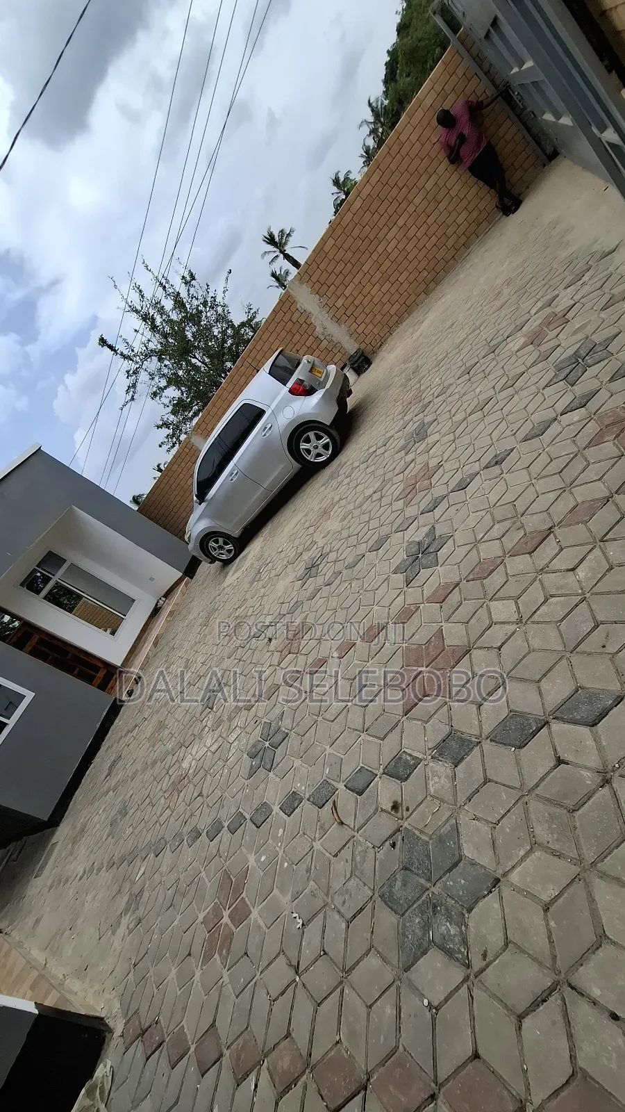6bdrm Apartment in Madale Atlasi, Kinondoni for sale
