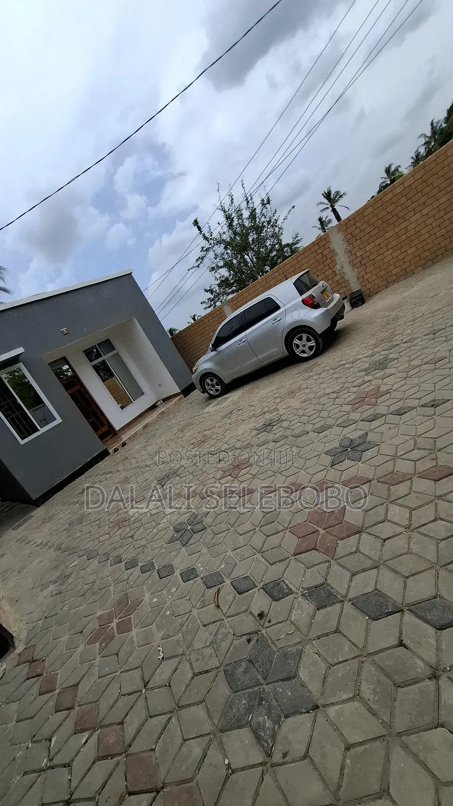 6bdrm Apartment in Madale Atlasi, Kinondoni for sale
