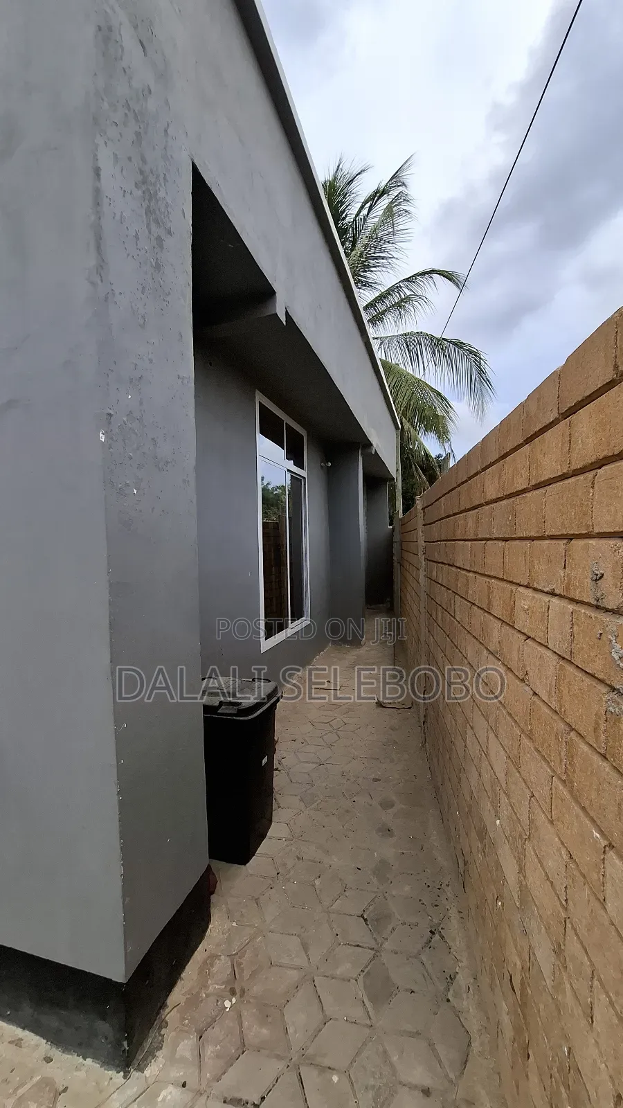 6bdrm Apartment in Madale Atlasi, Kinondoni for sale