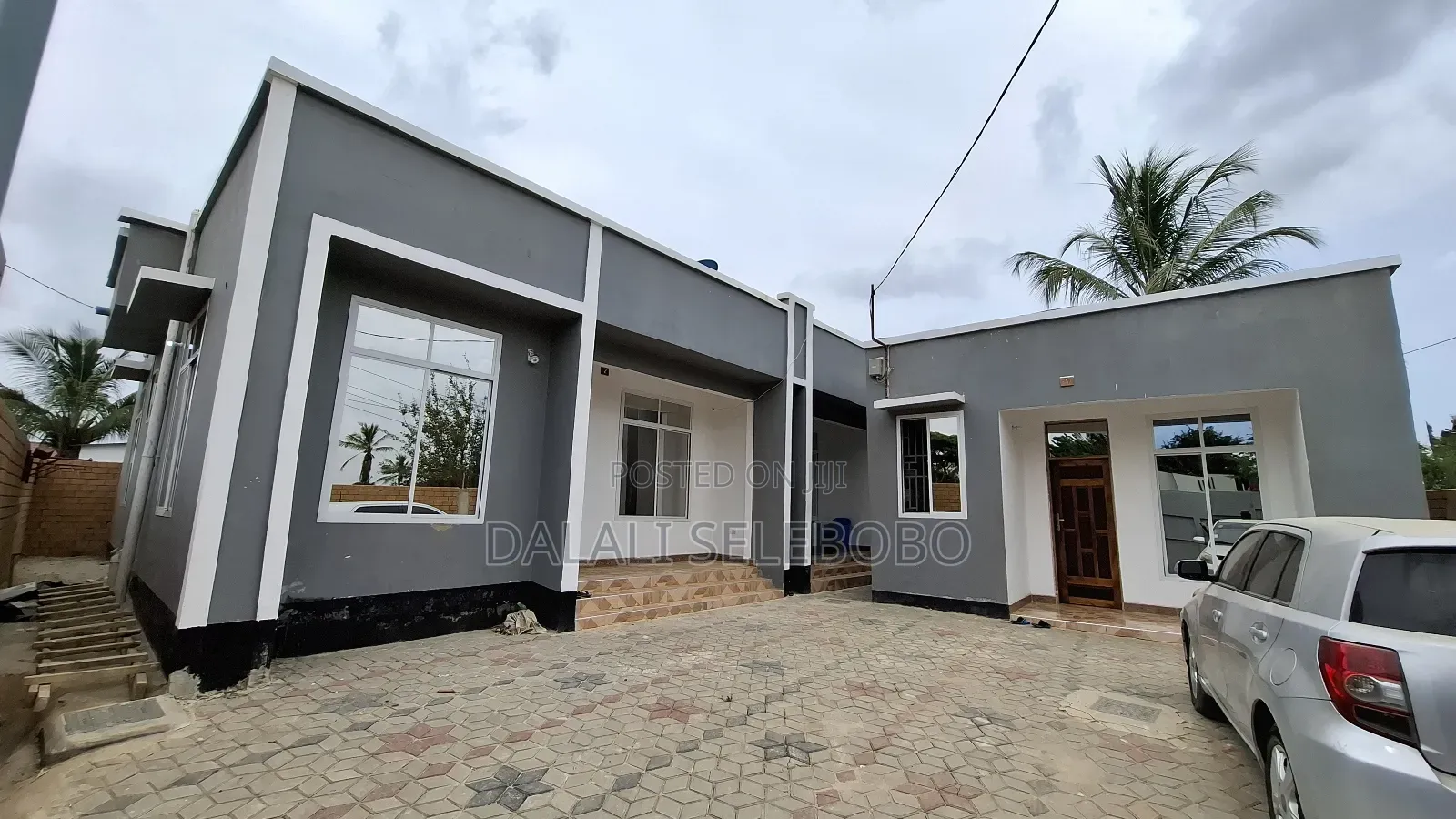 6bdrm Apartment in Madale Atlasi, Kinondoni for sale