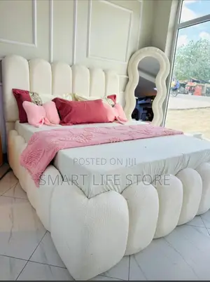 Kitanda Cha Sofa 5:6 White Zurish