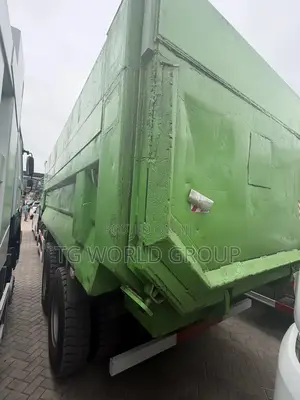 2022 Sinotruck Howo Dump 371