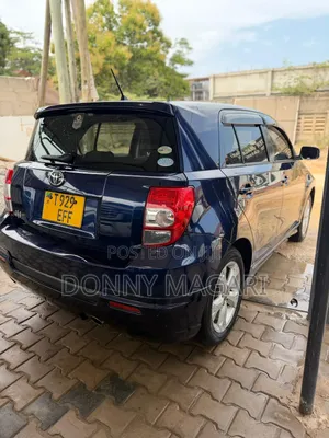 Toyota IST 2005 Blue