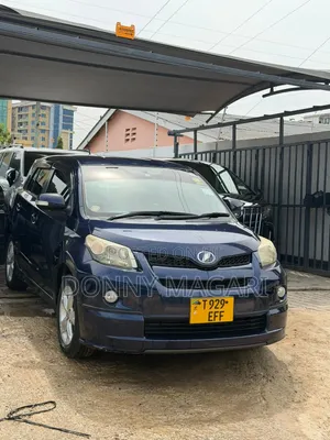 Toyota IST 2005 Blue