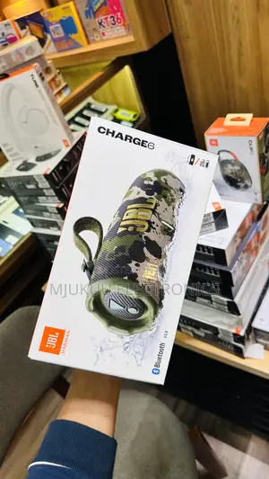 JBL Charge 6