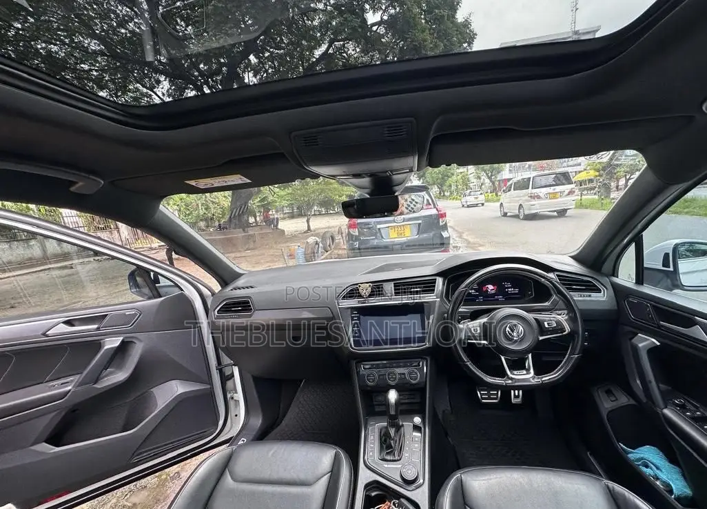 Volkswagen Tiguan 2021 White