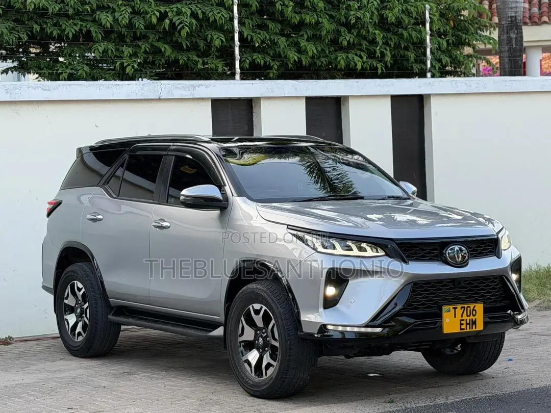 Toyota Fortuner 2018 Gray