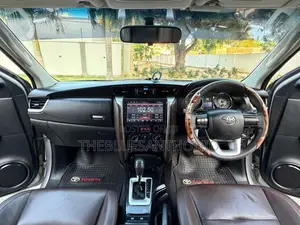 Toyota Fortuner 2018 Gray