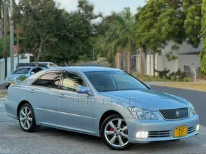 Toyota Crown 2006 Blue