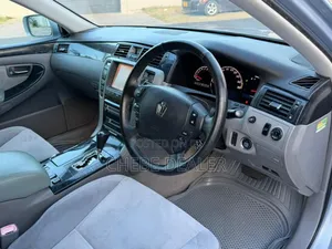 Toyota Crown 2006 Blue