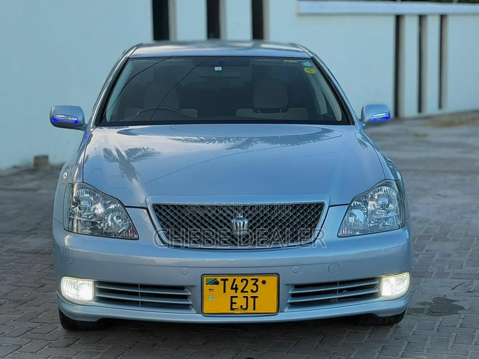 Toyota Crown 2006 Blue