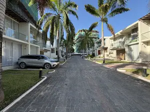 Furnished 3bdrm Villa in Masaki for rent