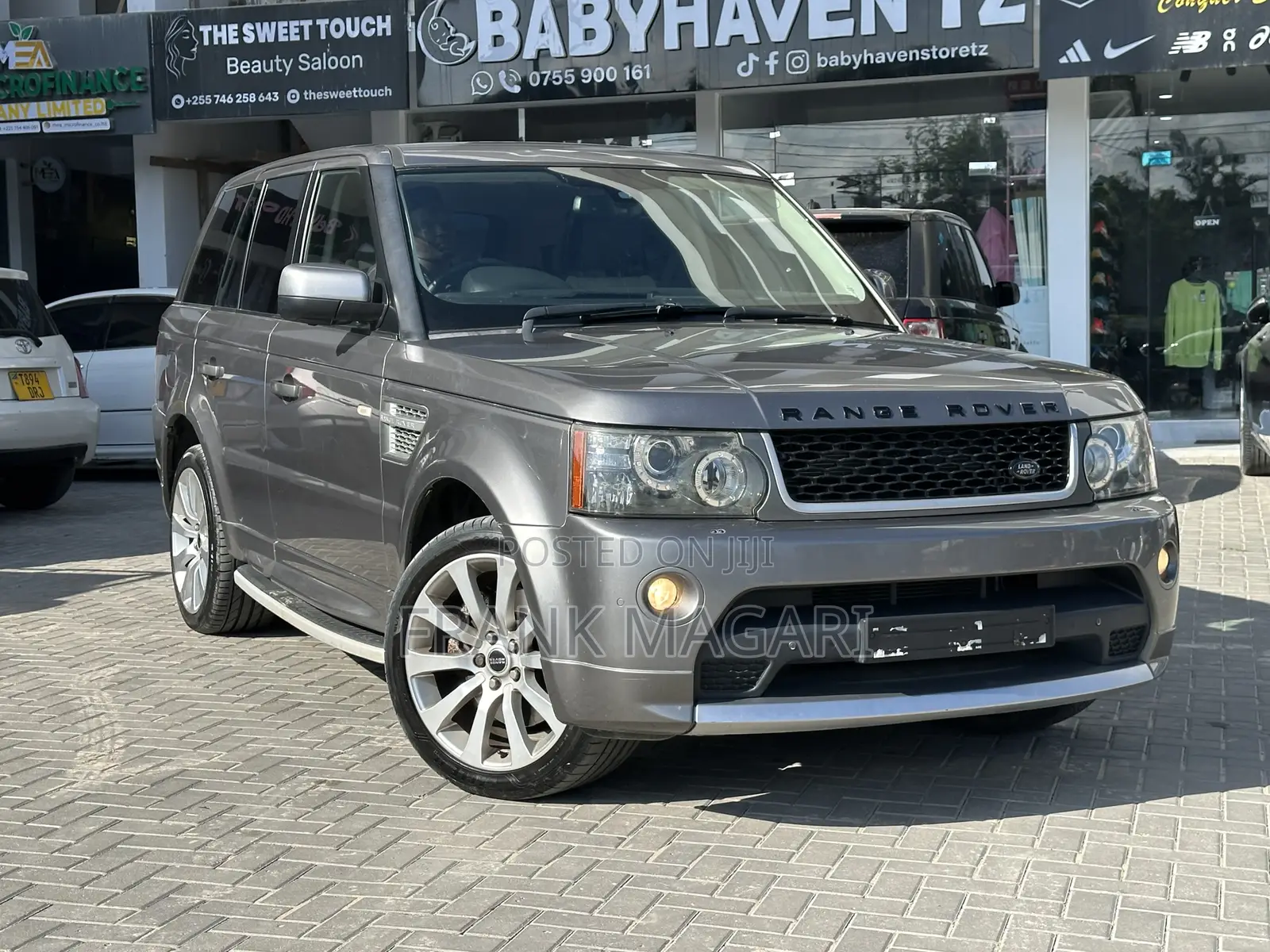 Land Rover Range Rover Sport 2010 Gray