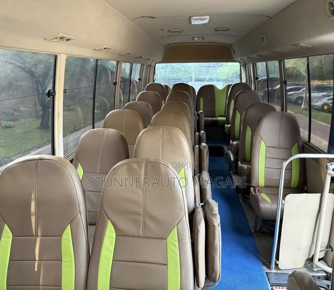 Toyota Coaster 1999 Blue