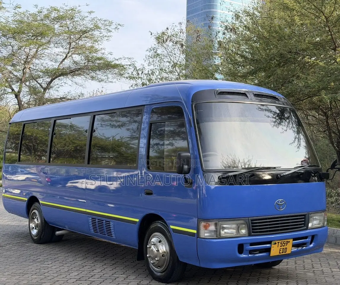 Toyota Coaster 1999 Blue