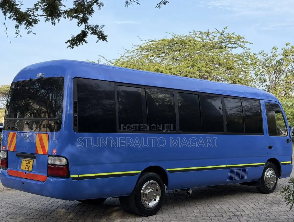 Toyota Coaster 1999 Blue