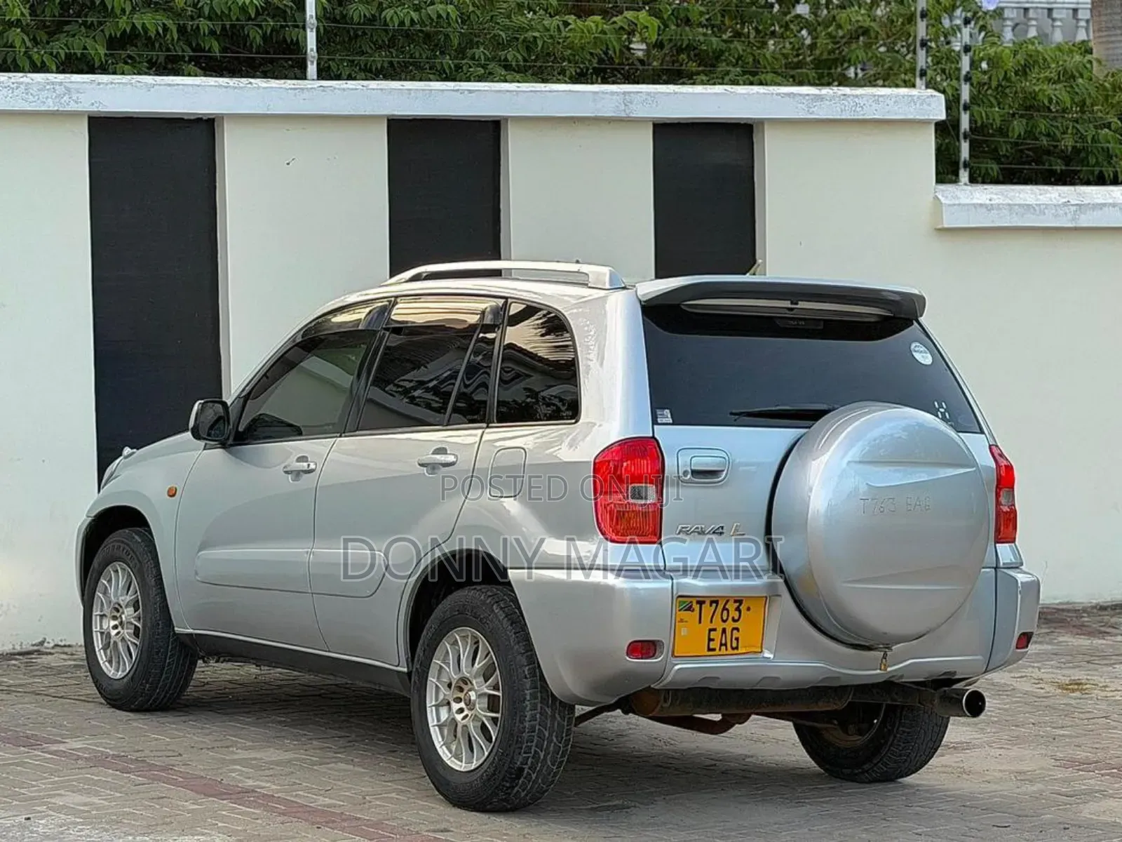 Toyota RAV4 Automatic 2003 Silver