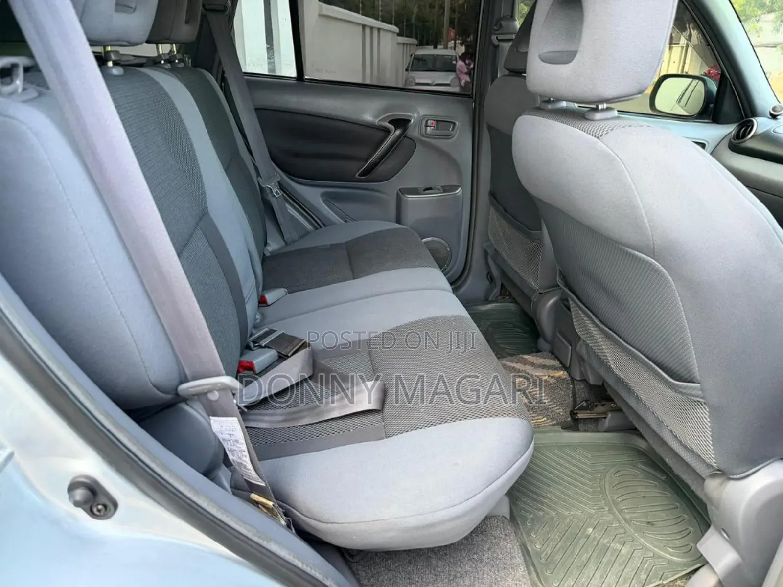 Toyota RAV4 Automatic 2003 Silver