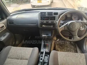 Toyota RAV4 Automatic 2000 Silver