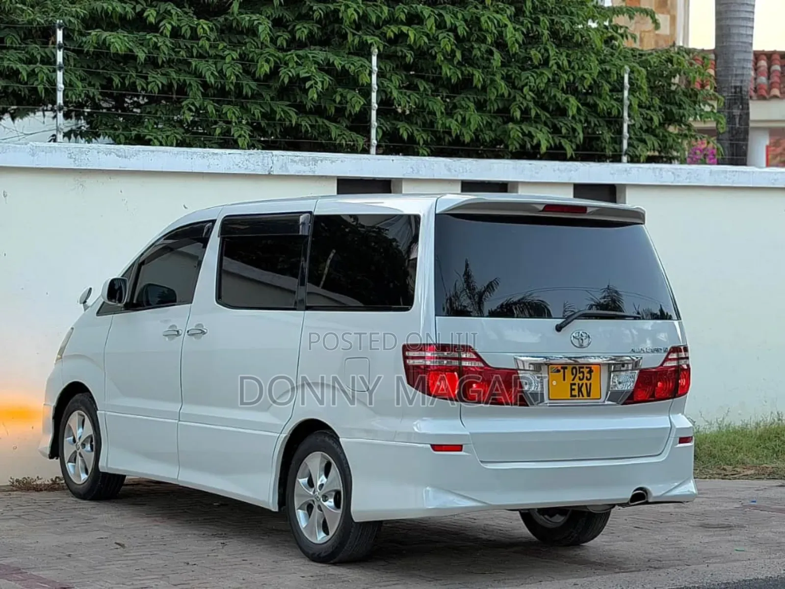 Toyota Alphard 2007 White
