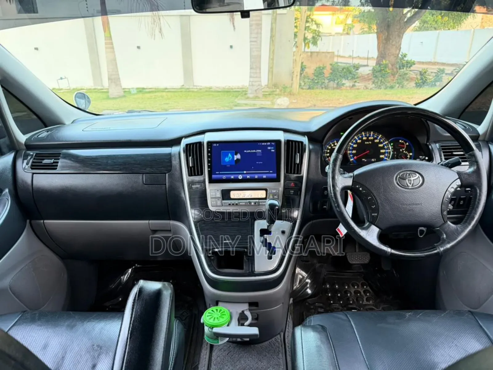 Toyota Alphard 2007 White