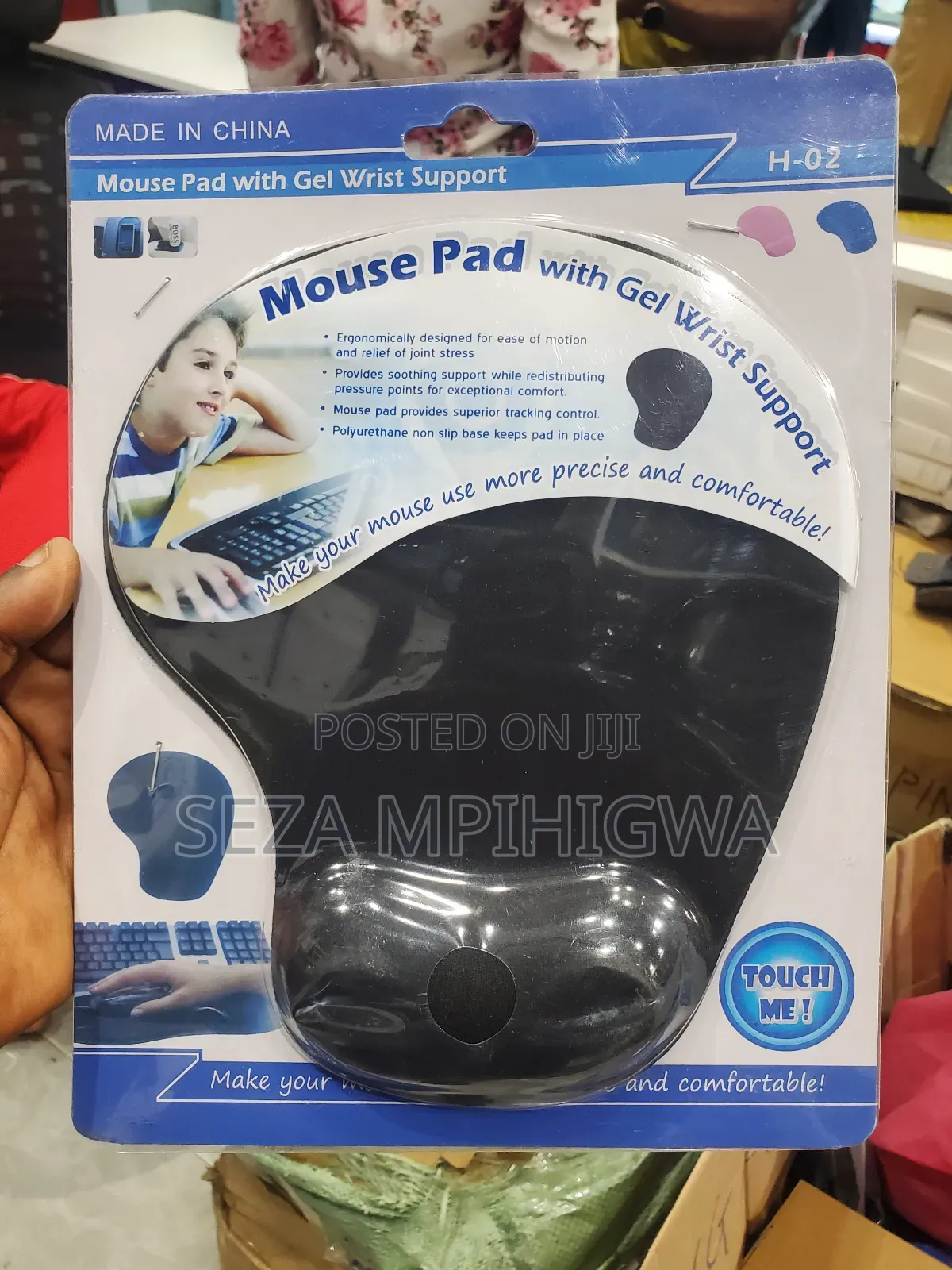 Mouse Pad With Gel Wrist Support