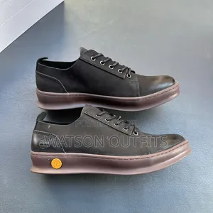 Men's Leather Shoes New and Original Timberland Brand Definitely Nice