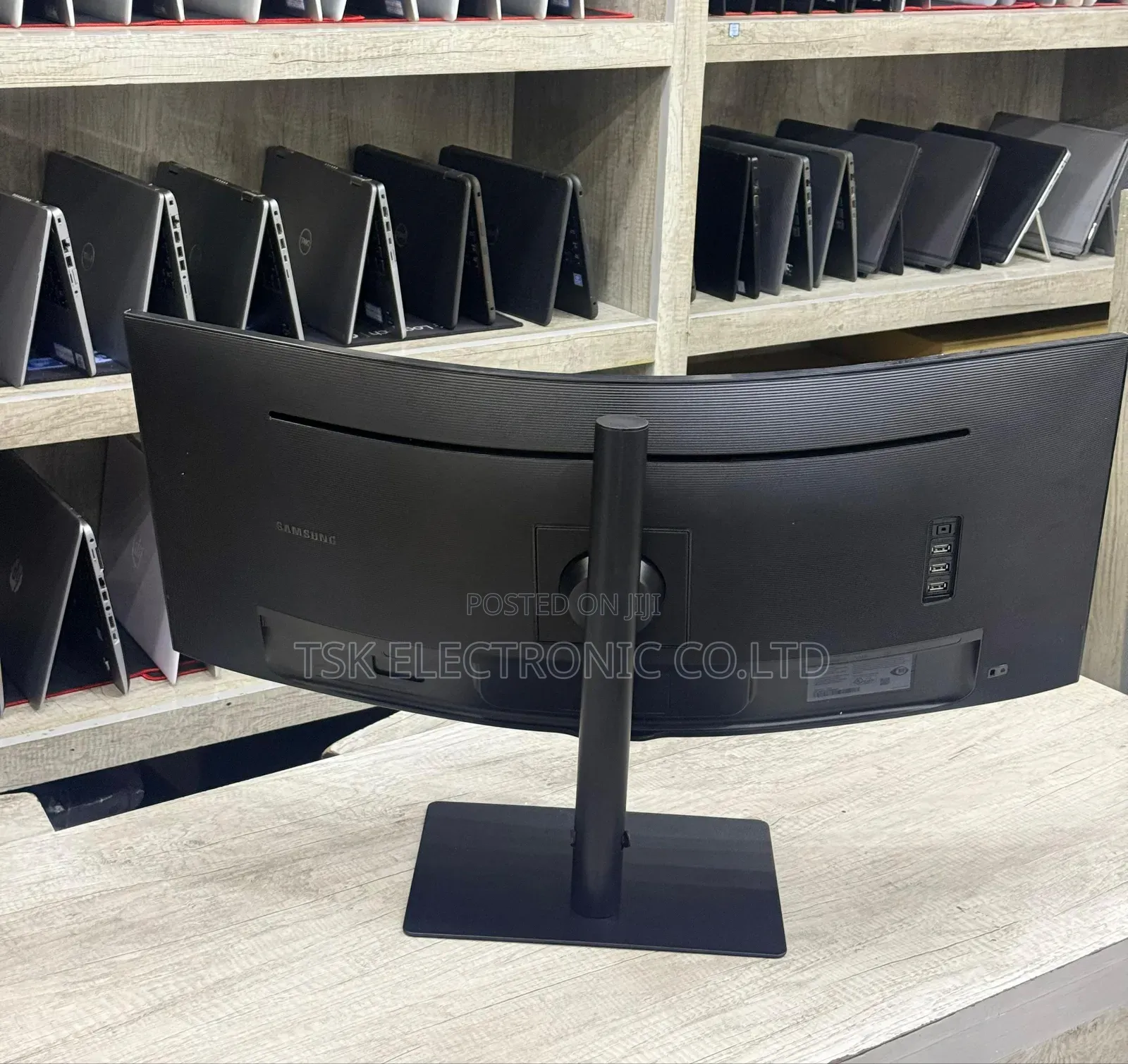 Samsung S65ua Curved Monitor