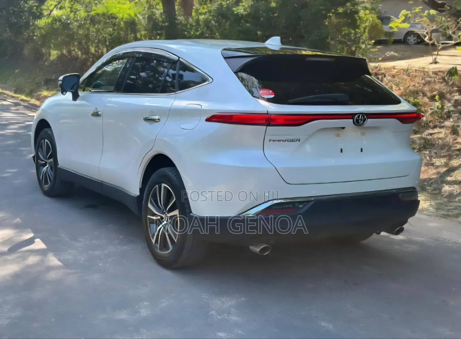 Toyota Harrier 2022 White