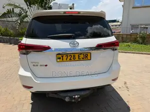 Toyota Fortuner 2017 White