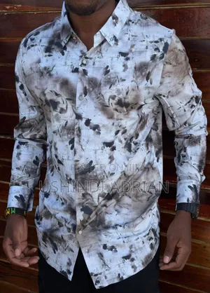 Supreme Style Shirt–Mashati Ya Mtindo Unaovutia Macho Yote.