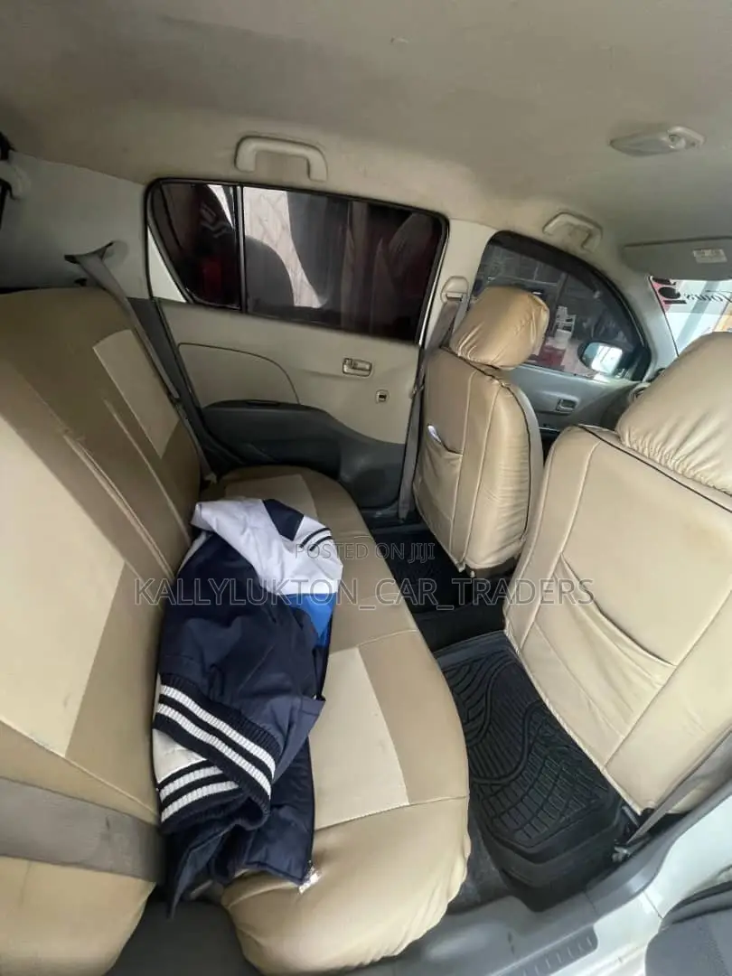 Daihatsu Mira 2008 White