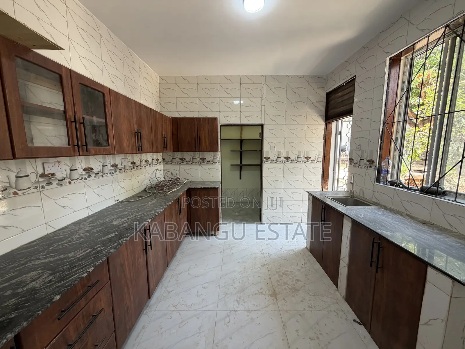 4bdrm Apartment in Masaki for rent