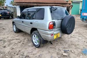 Toyota RAV4 2002 Silver