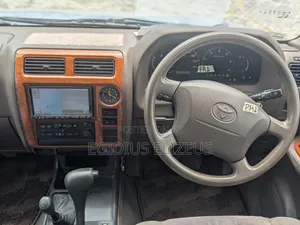Toyota Land Cruiser Prado 2002 Silver