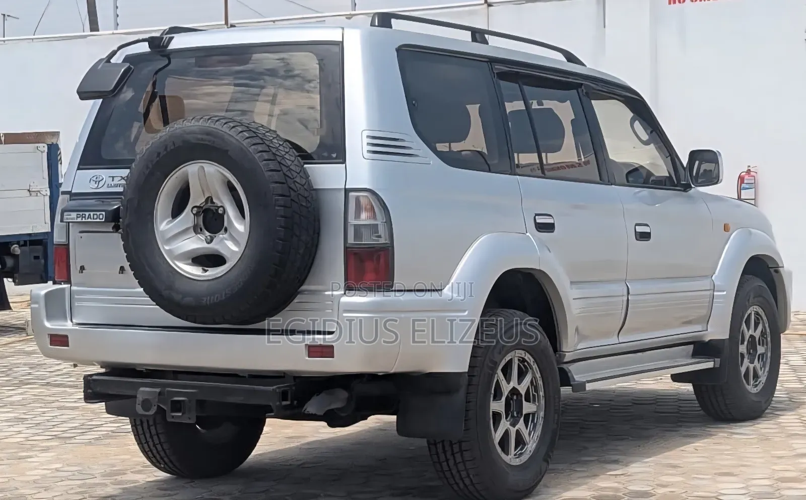 Toyota Land Cruiser Prado 2002 Silver
