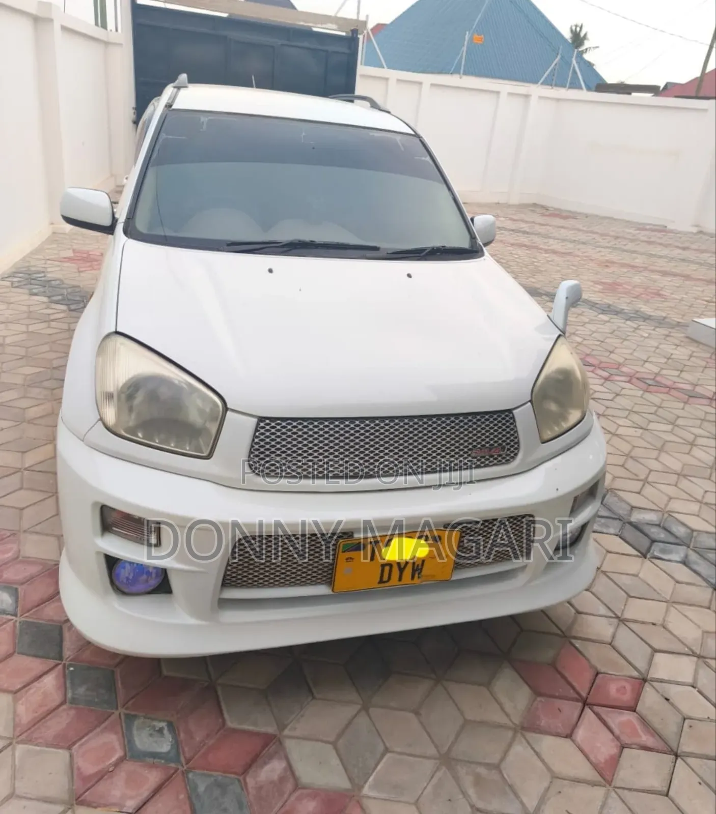 Toyota RAV4 2005 White