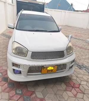 Toyota RAV4 2005 White